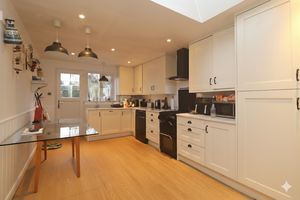 LORDS COTTAGE- click for photo gallery